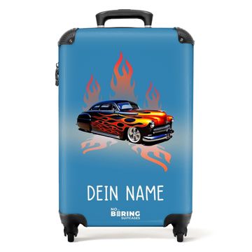 Heißer Rennwagen Flammen